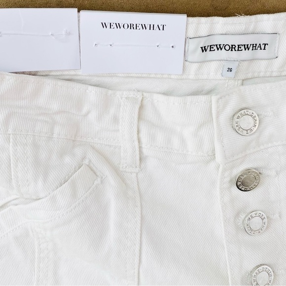 NEW We Wore What White Denim Shorts Cutoffs Seamed Flare Classic Size 26 - Picture 9 of 12